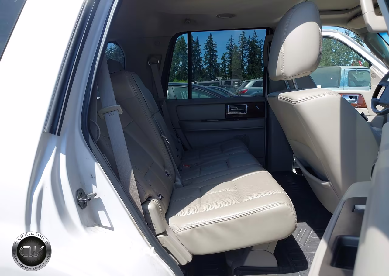 2014 Lincoln Navigator VIN:5LMJJ2J56EEL04606 - 8