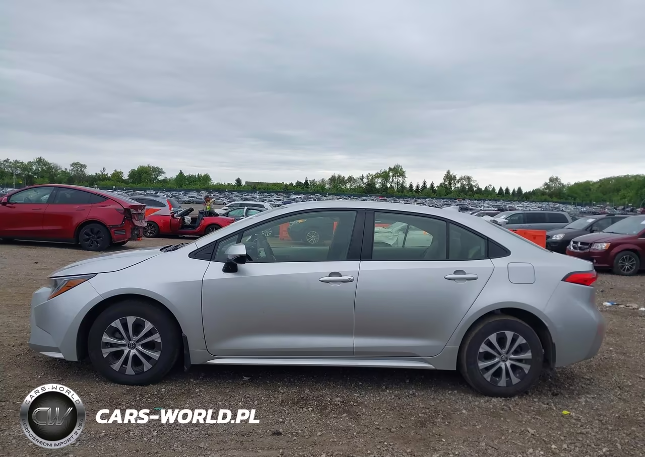 2022 Toyota Corolla Hybrid Le VIN:JTDEAMDE2N3010471 - 14