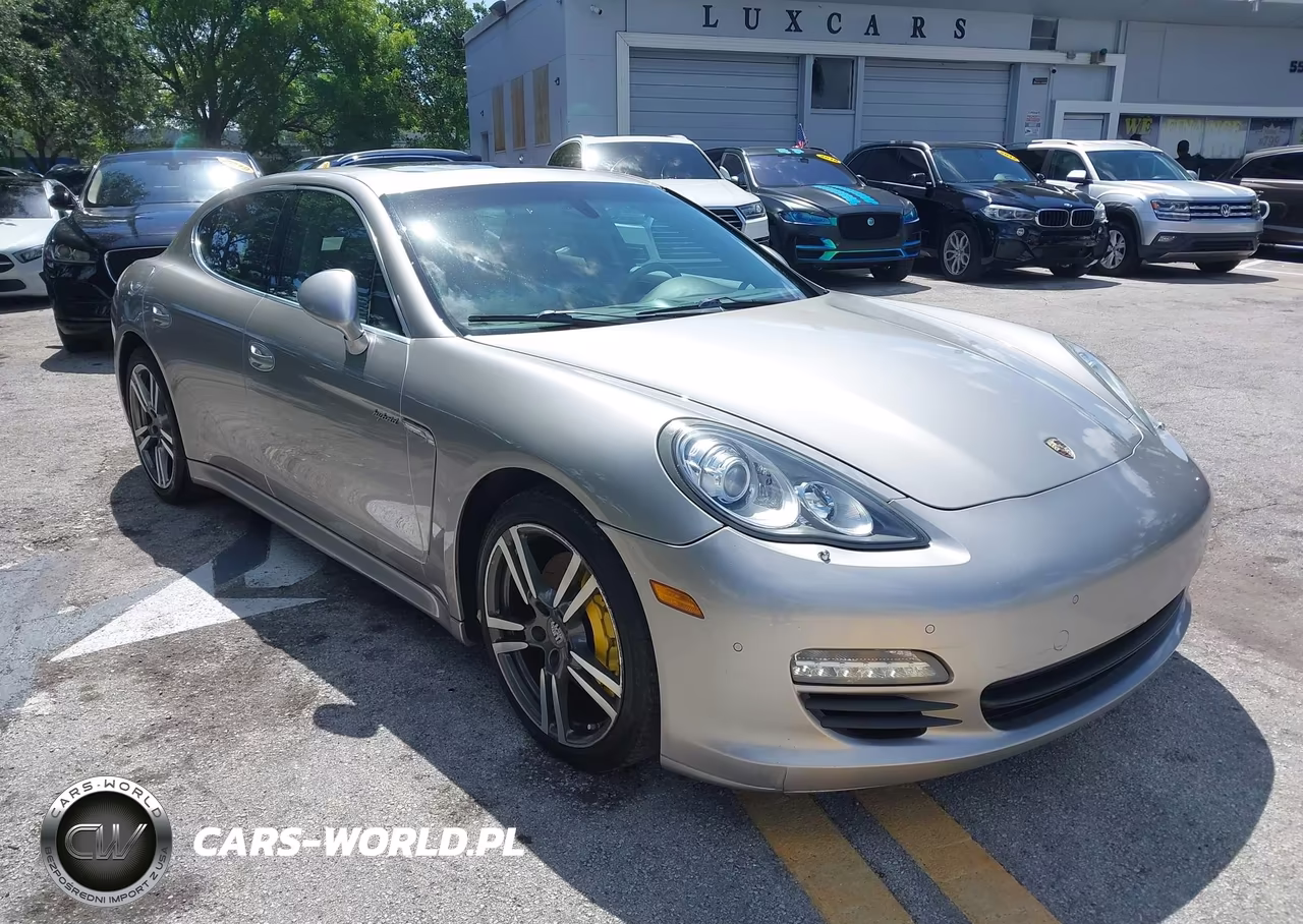 2013 Porsche Panamera Hybrid S
