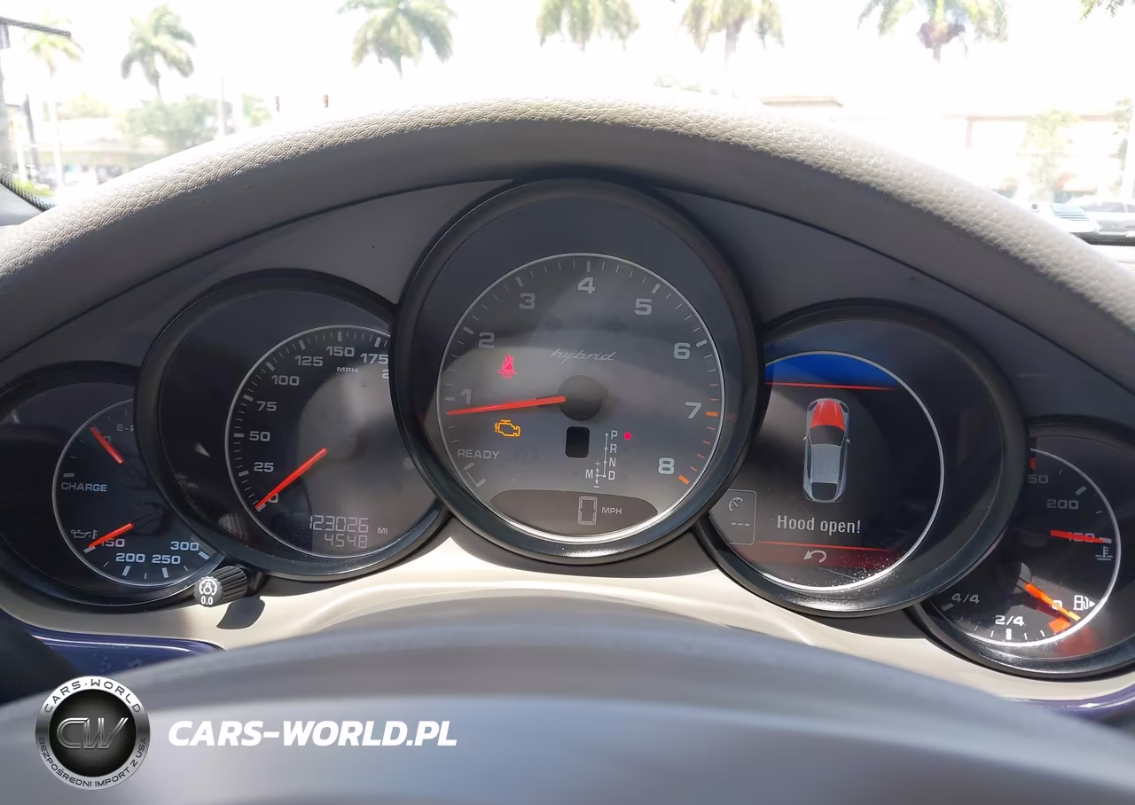 2013 Porsche Panamera Hybrid S VIN:WP0AD2A70DL045069 - 7