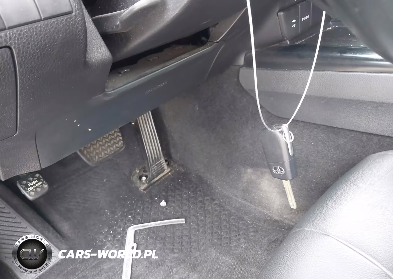 2018 Toyota Camry Se VIN:4T1B11HK7JU571914 - 11