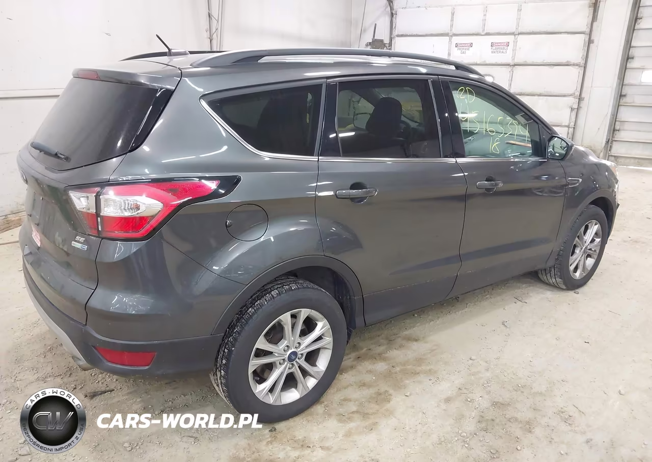 2018 Ford Escape Se VIN:1FMCU9GD1JUD56168 - 4