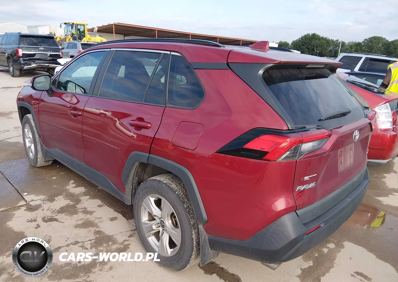 2021 Toyota Rav4 Xle VIN:2T3W1RFV0MW143661 - 3
