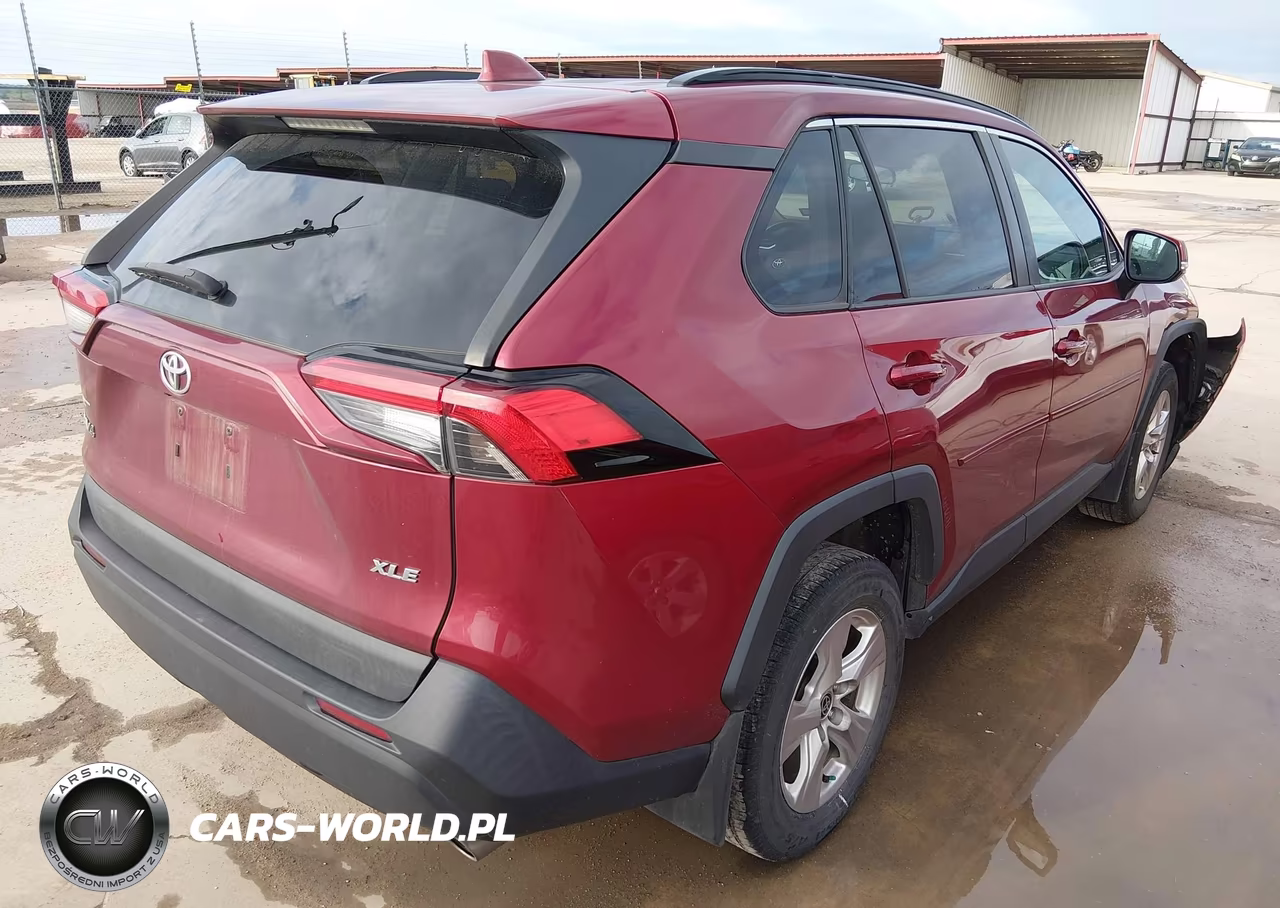 2021 Toyota Rav4 Xle VIN:2T3W1RFV0MW143661 - 4