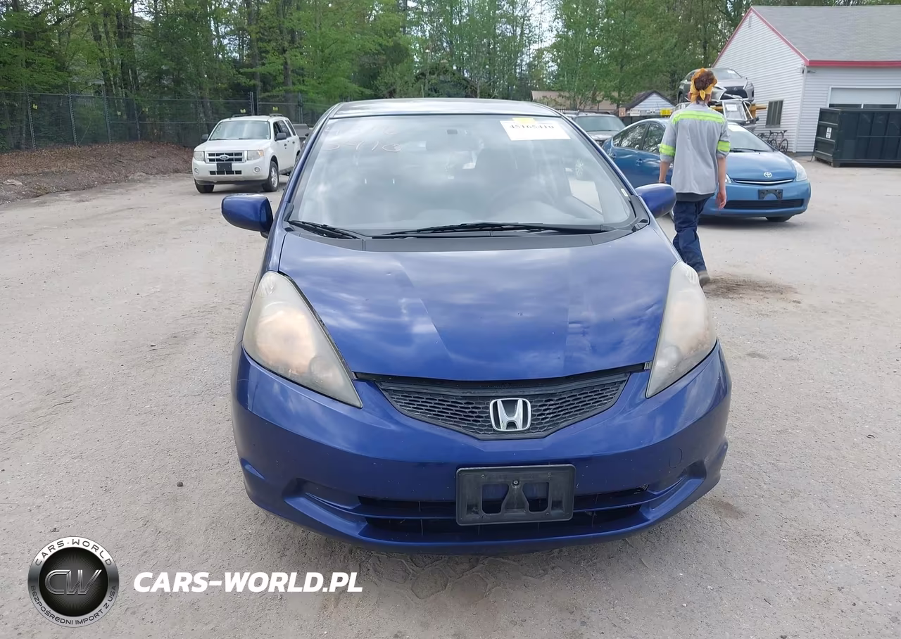2013 Honda Fit VIN:JHMGE8H33DC015771 - 13