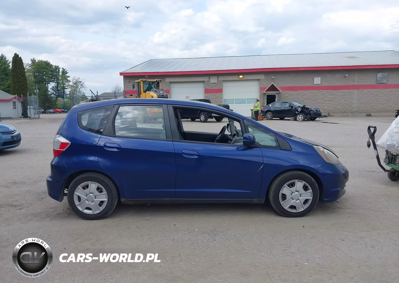 2013 Honda Fit VIN:JHMGE8H33DC015771 - 14