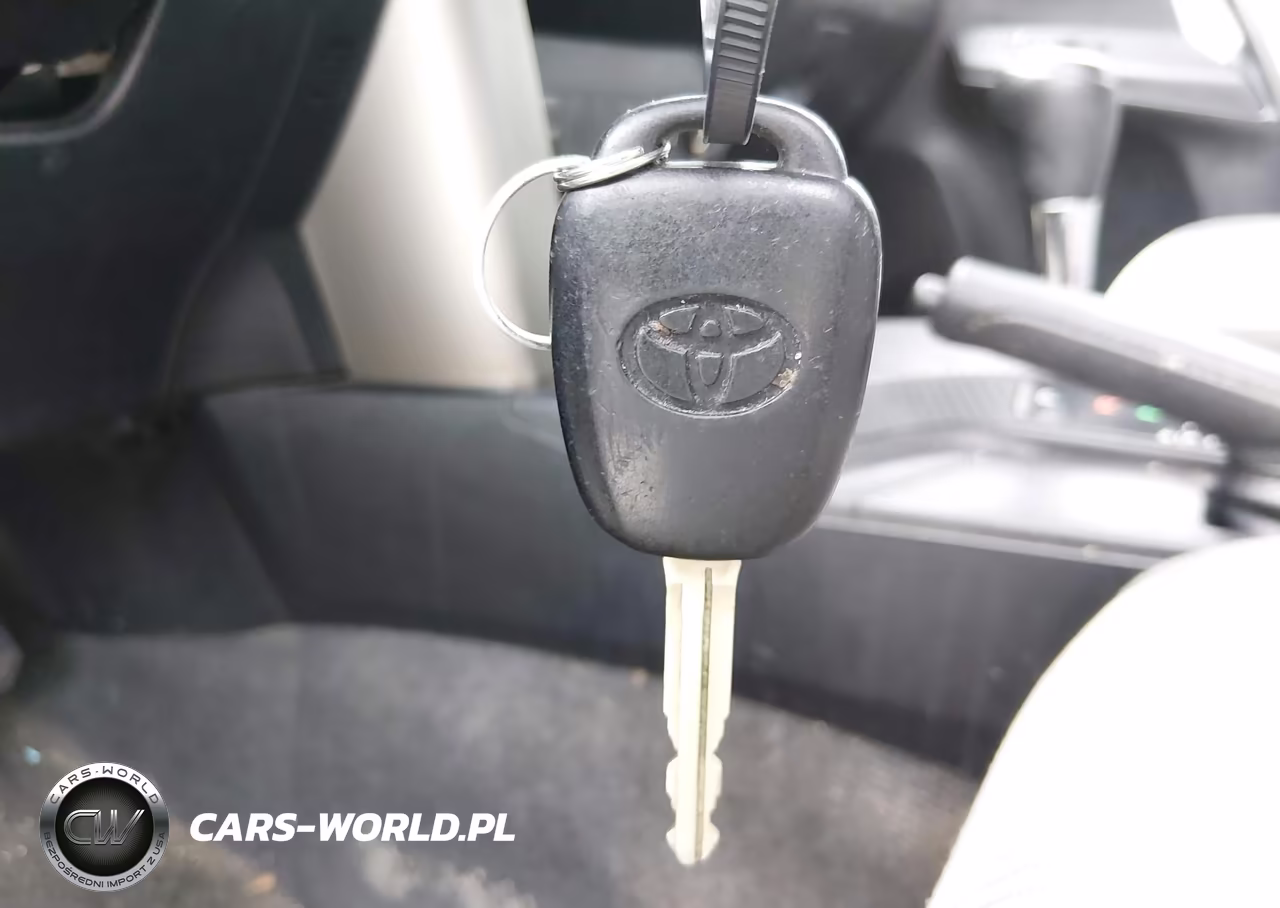 2015 Toyota Rav4 Le VIN:JTMZFREV4FJ057755 - 11