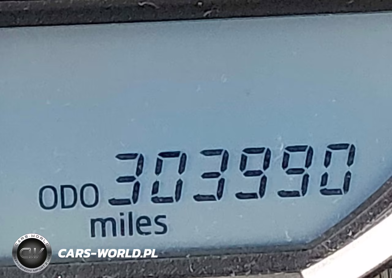 2015 Toyota Rav4 Le VIN:JTMZFREV4FJ057755 - 15