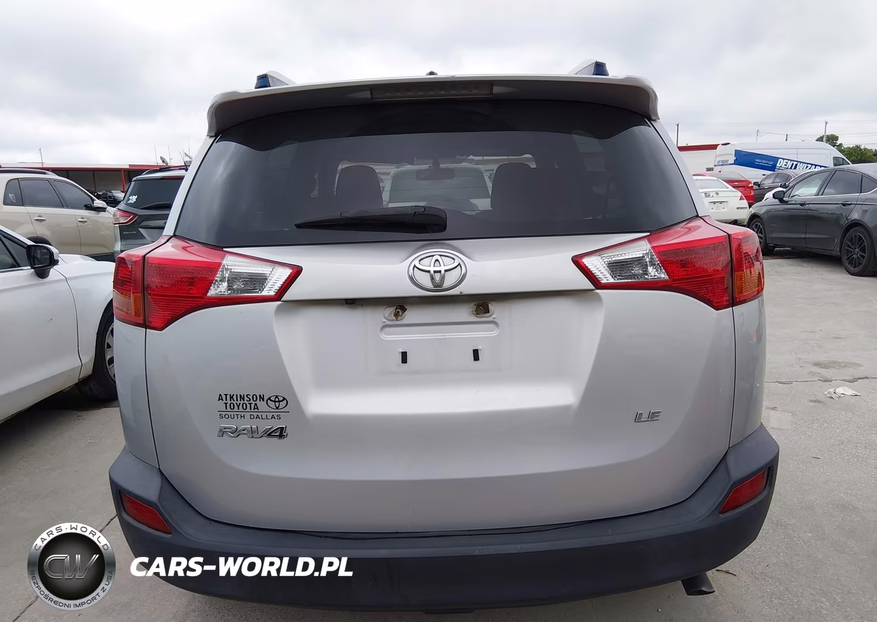 2015 Toyota Rav4 Le VIN:JTMZFREV4FJ057755 - 16