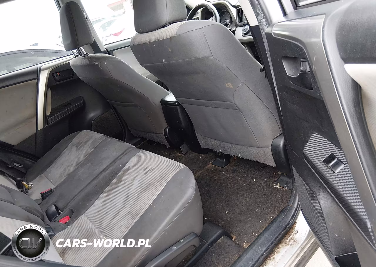 2015 Toyota Rav4 Le VIN:JTMZFREV4FJ057755 - 8