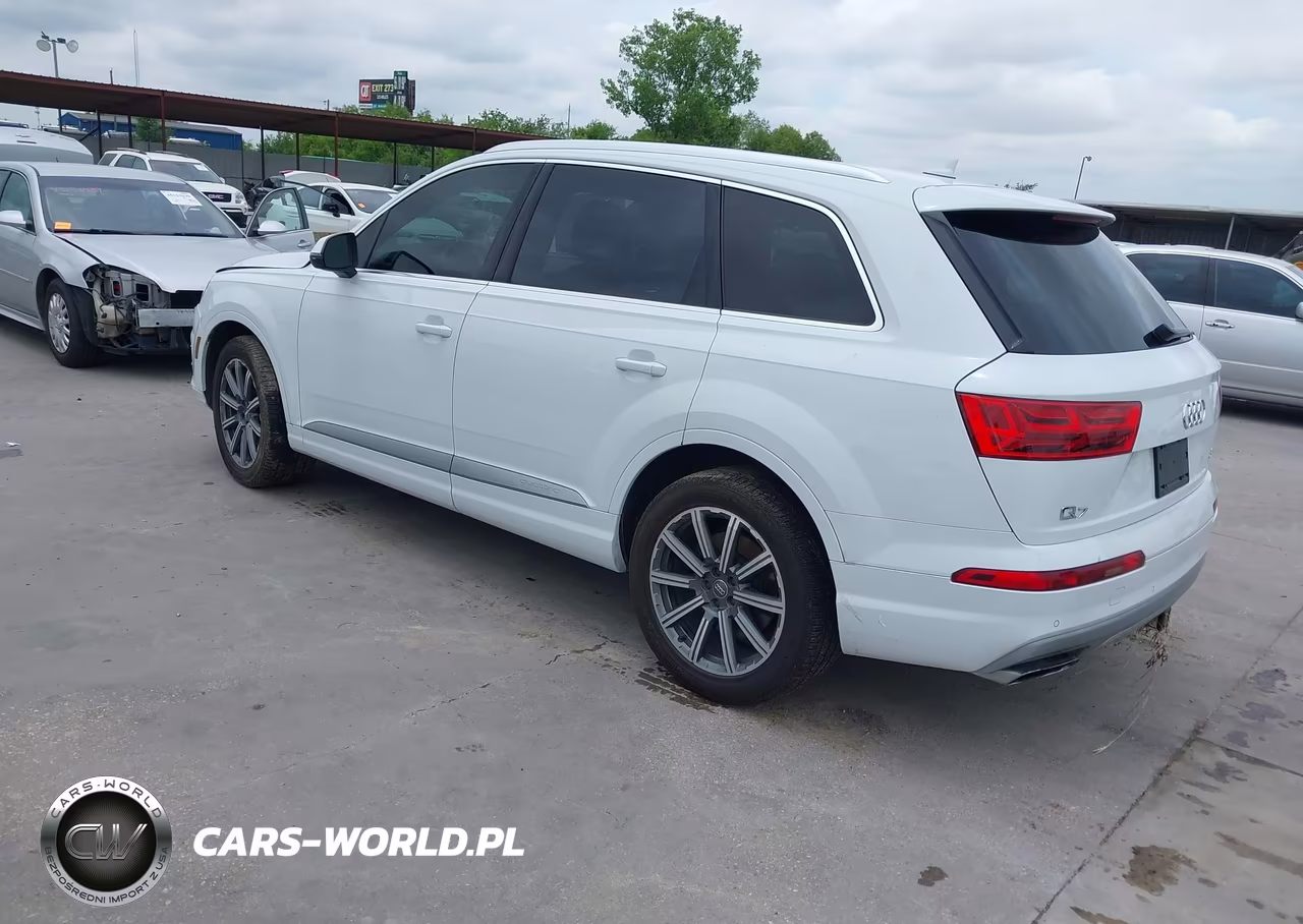 2017 Audi Q7 3.0T Premium VIN:WA1LAAF71HD056435 - 3
