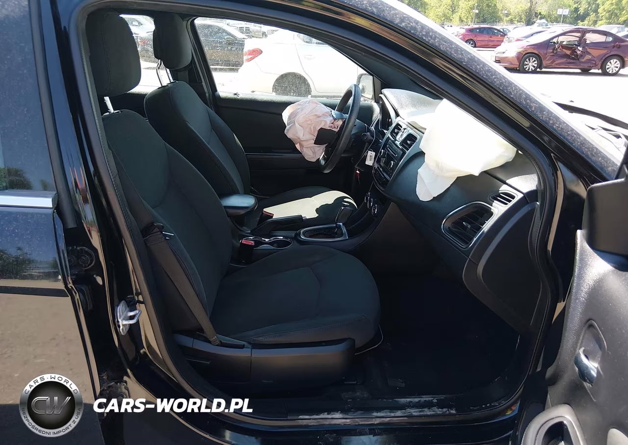 2012 Chrysler 200 Lx VIN:1C3CCBAB7CN158167 - 5