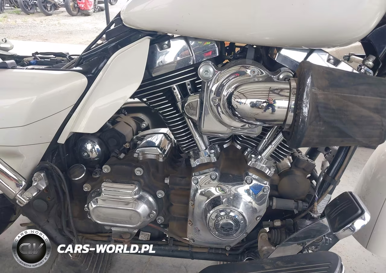 2015 Harley-Davidson Flhxs Street Glide Special VIN:1HD1KRM13FB666772 - 8