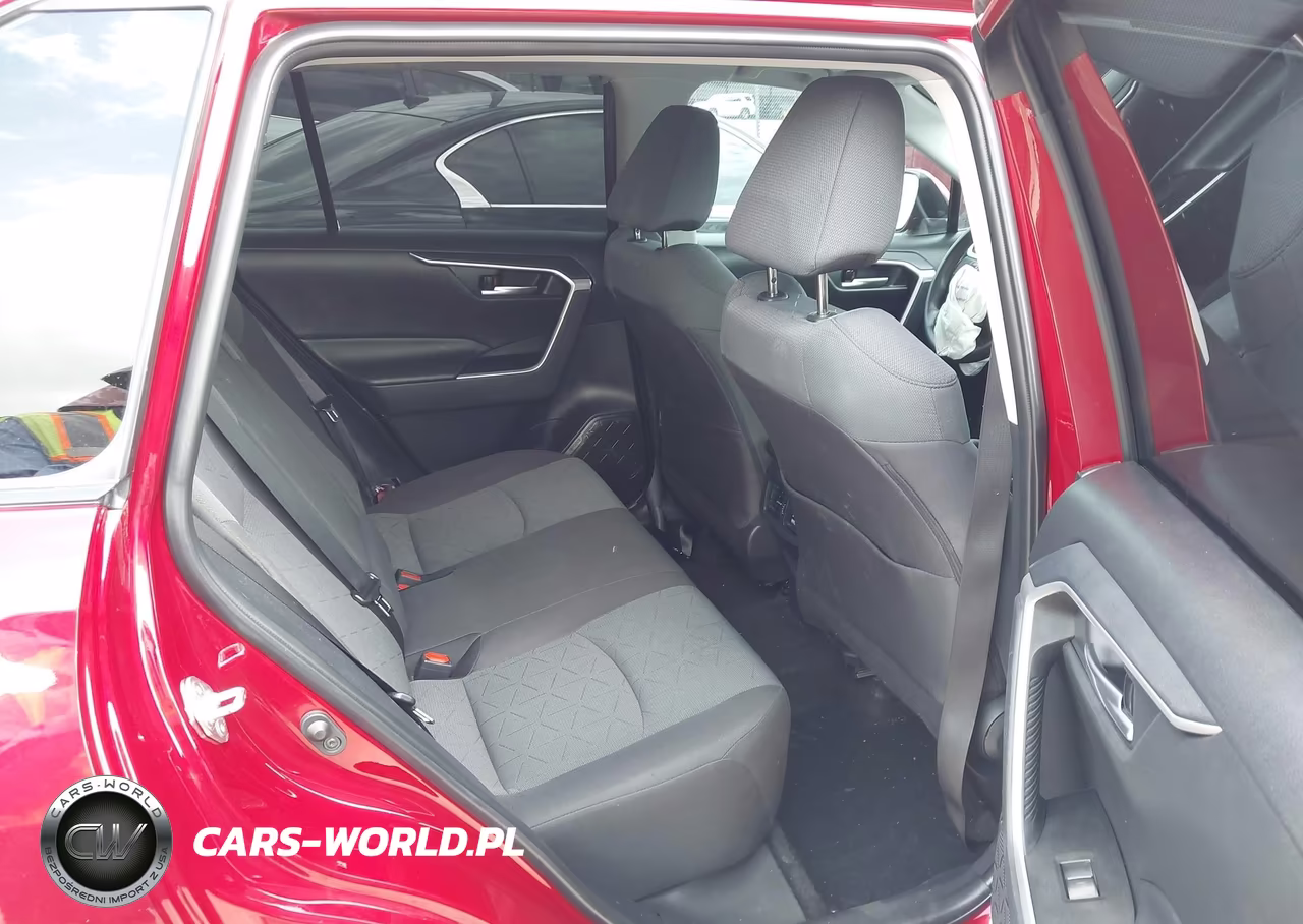 2025 Toyota Rav4 Xle VIN:2T3W1RFV2SW399054 - 8