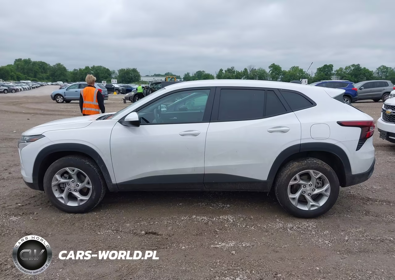 2025 Chevrolet Trax Fwd Ls VIN:KL77LFEP0SC303955 - 14