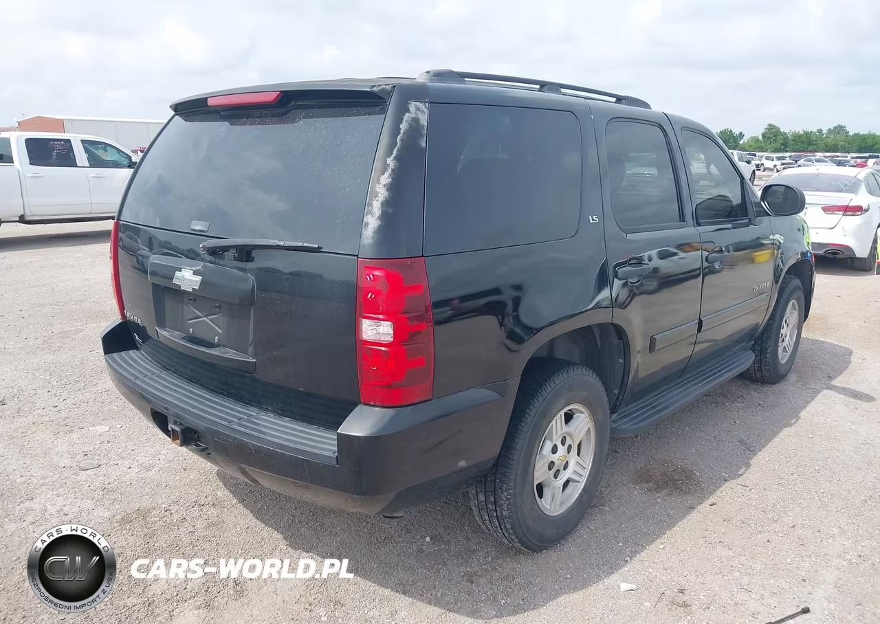 2007 Chevrolet Tahoe Ls VIN:1GNFC13CX7R353954 - 4