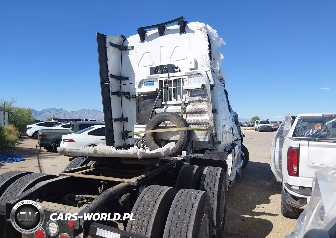2025 Freightliner New Cascadia 126 VIN:3AKJHHDR4SSWE9766 - 3