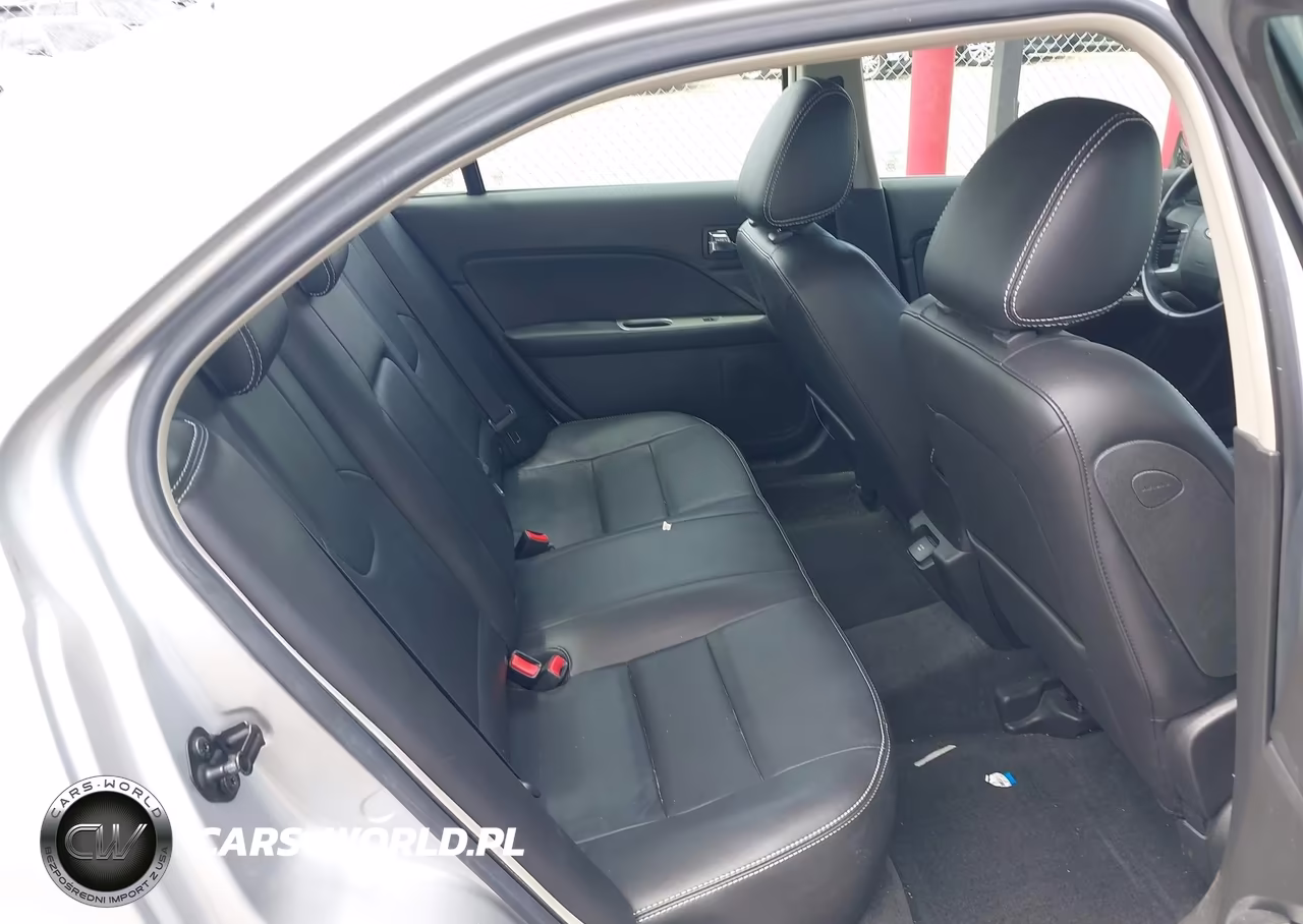 2010 Ford Fusion Hybrid VIN:3FADP0L32AR388634 - 8