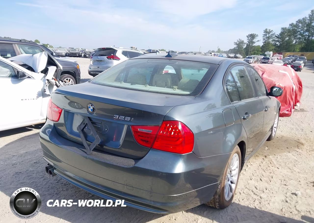 2009 BMW 328I VIN:WBAPH73589A171932 - 4