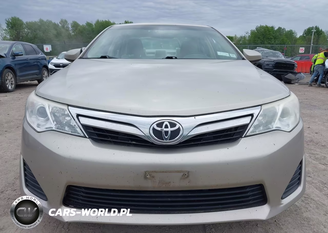 2014 Toyota Camry Le VIN:4T1BF1FK0EU457196 - 13