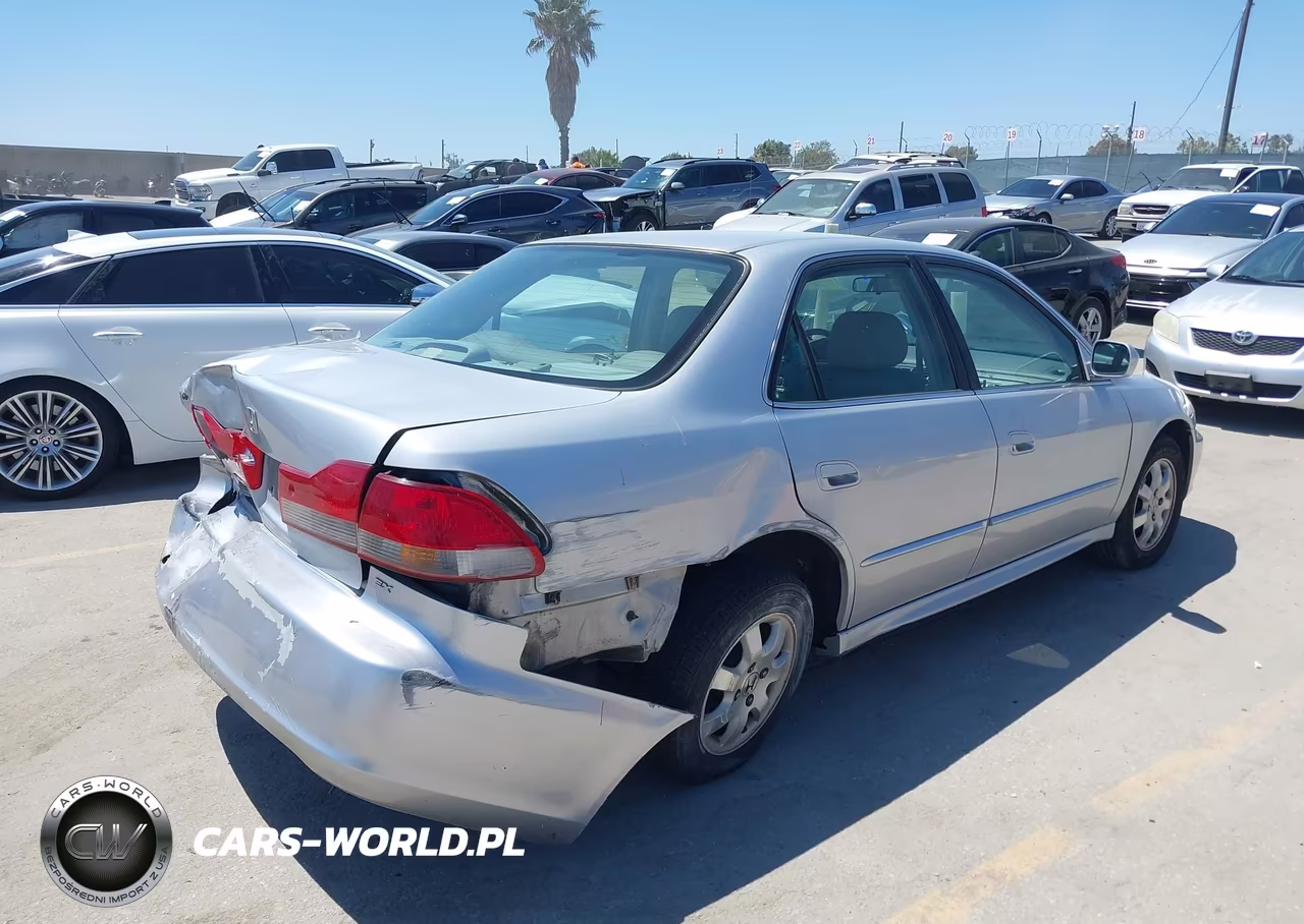 2001 Honda Accord 2.3 Ex VIN:1HGCG56631A046050 - 4
