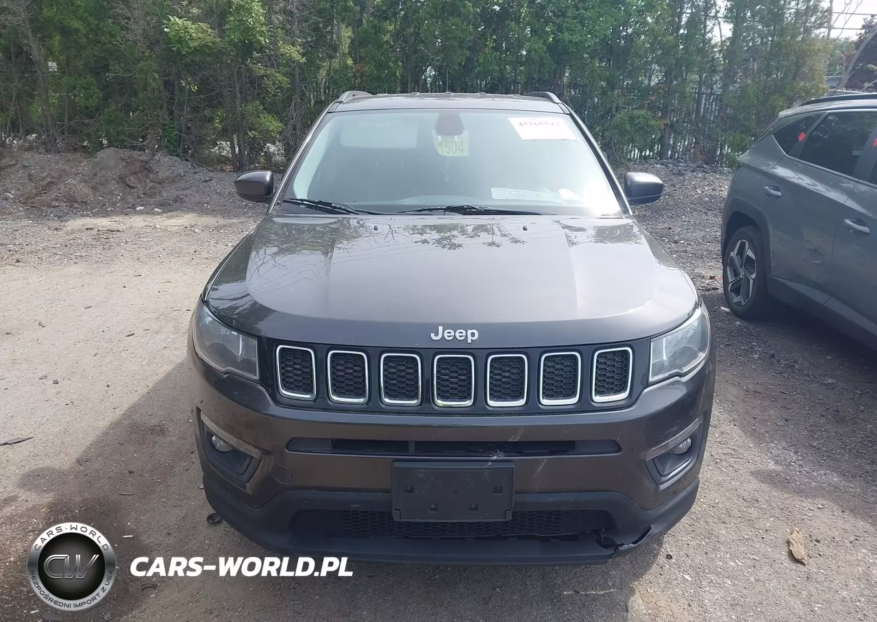 2019 Jeep Compass Latitude 4X4 VIN:3C4NJDBB7KT670112 - 12