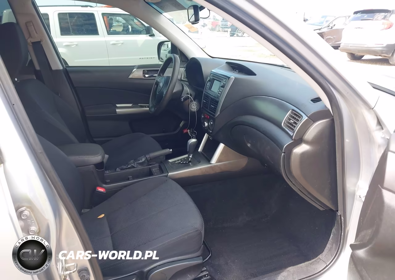 2013 Subaru Forester 2.5X Premium VIN:JF2SHADC9DH445258 - 5