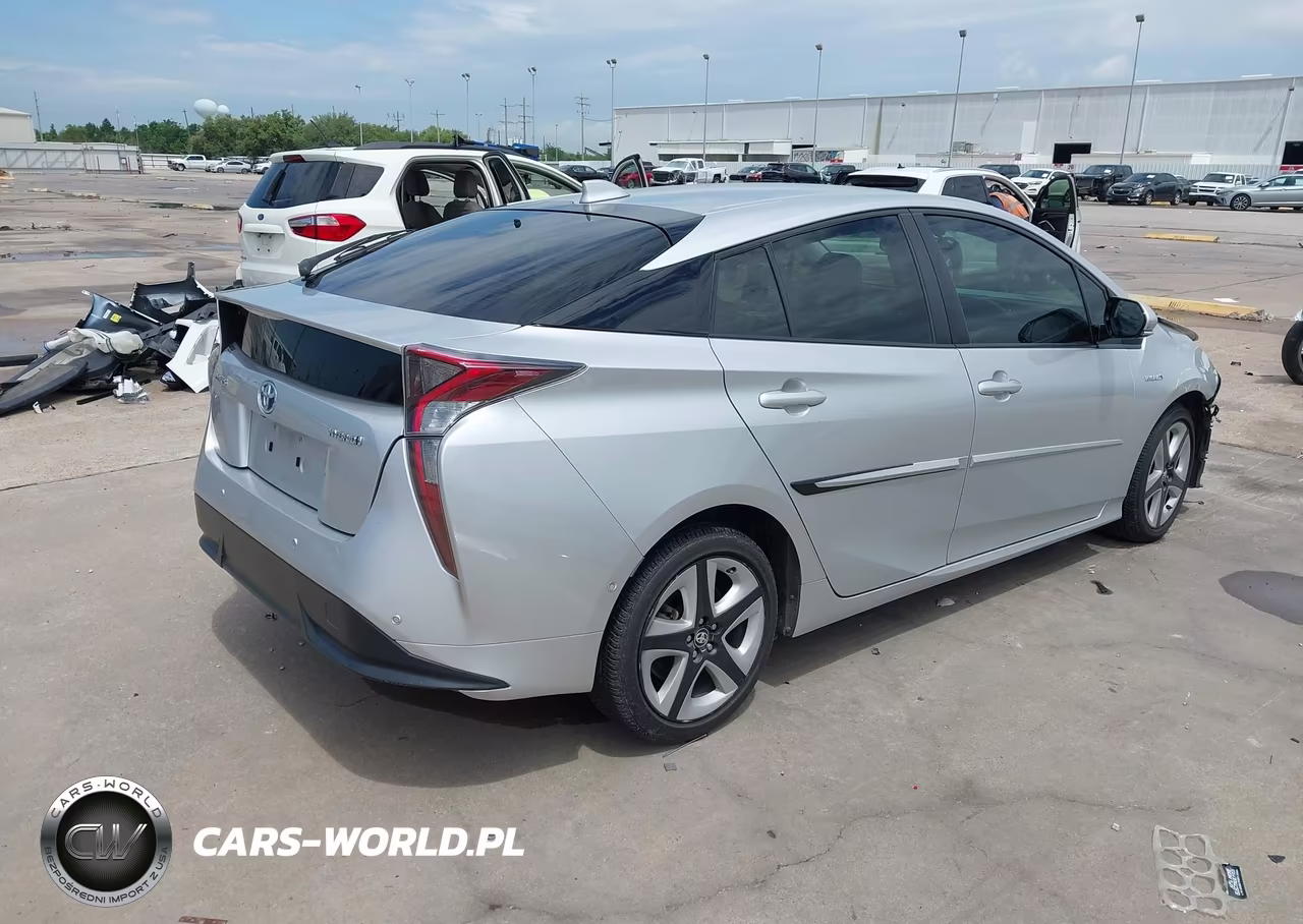 2016 Toyota Prius Four Touring VIN:JTDKARFU6G3511628 - 4