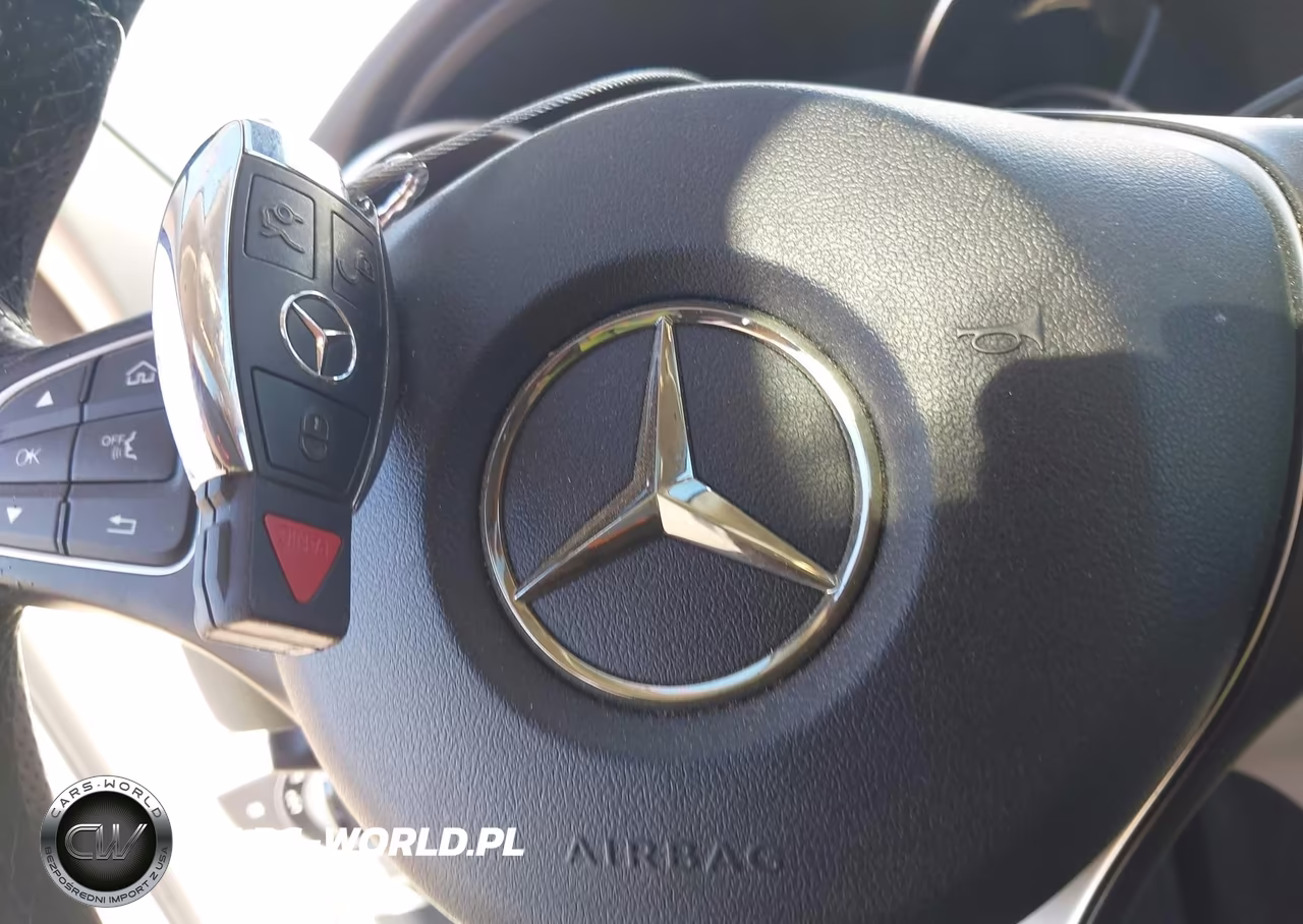 2016 Mercedes-Benz C 300 VIN:55SWF4JB3GU158861 - 11