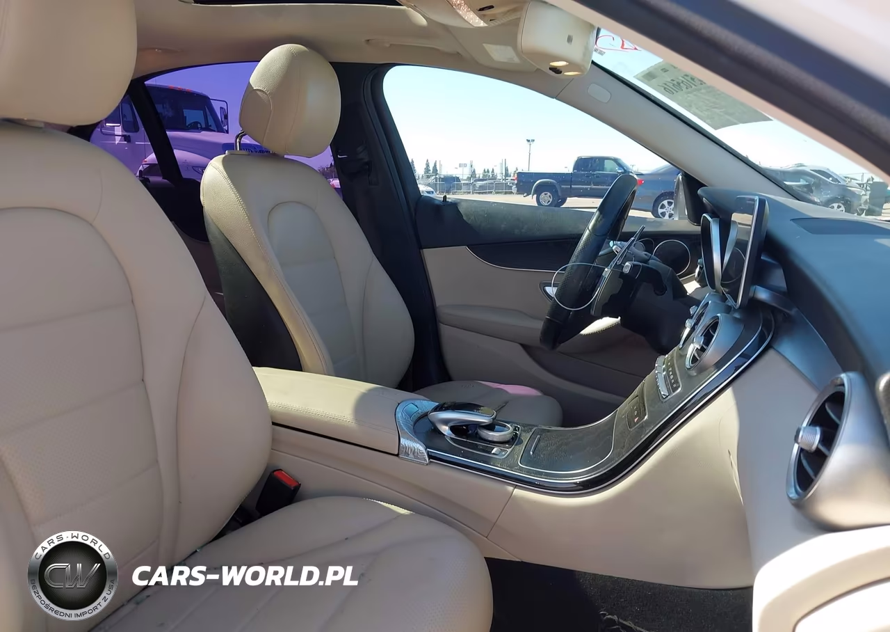2016 Mercedes-Benz C 300 VIN:55SWF4JB3GU158861 - 5