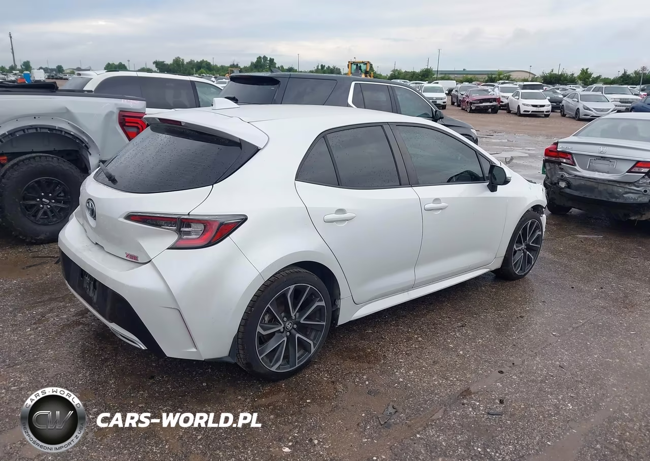 2021 Toyota Corolla Xse VIN:JTNC4MBE1M3108483 - 4