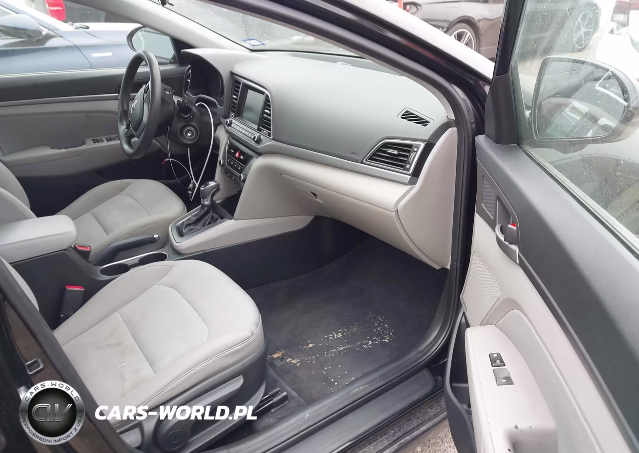 2018 Hyundai Elantra Sel VIN:5NPD84LF0JH268245 - 5