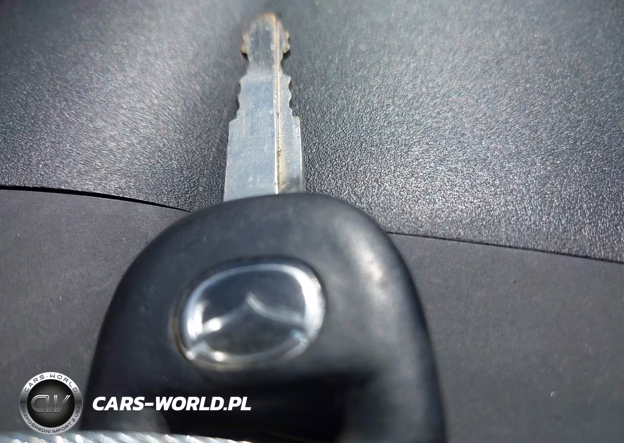 2010 Mazda Mazda3 I Sport VIN:JM1BL1SF5A1227235 - 11