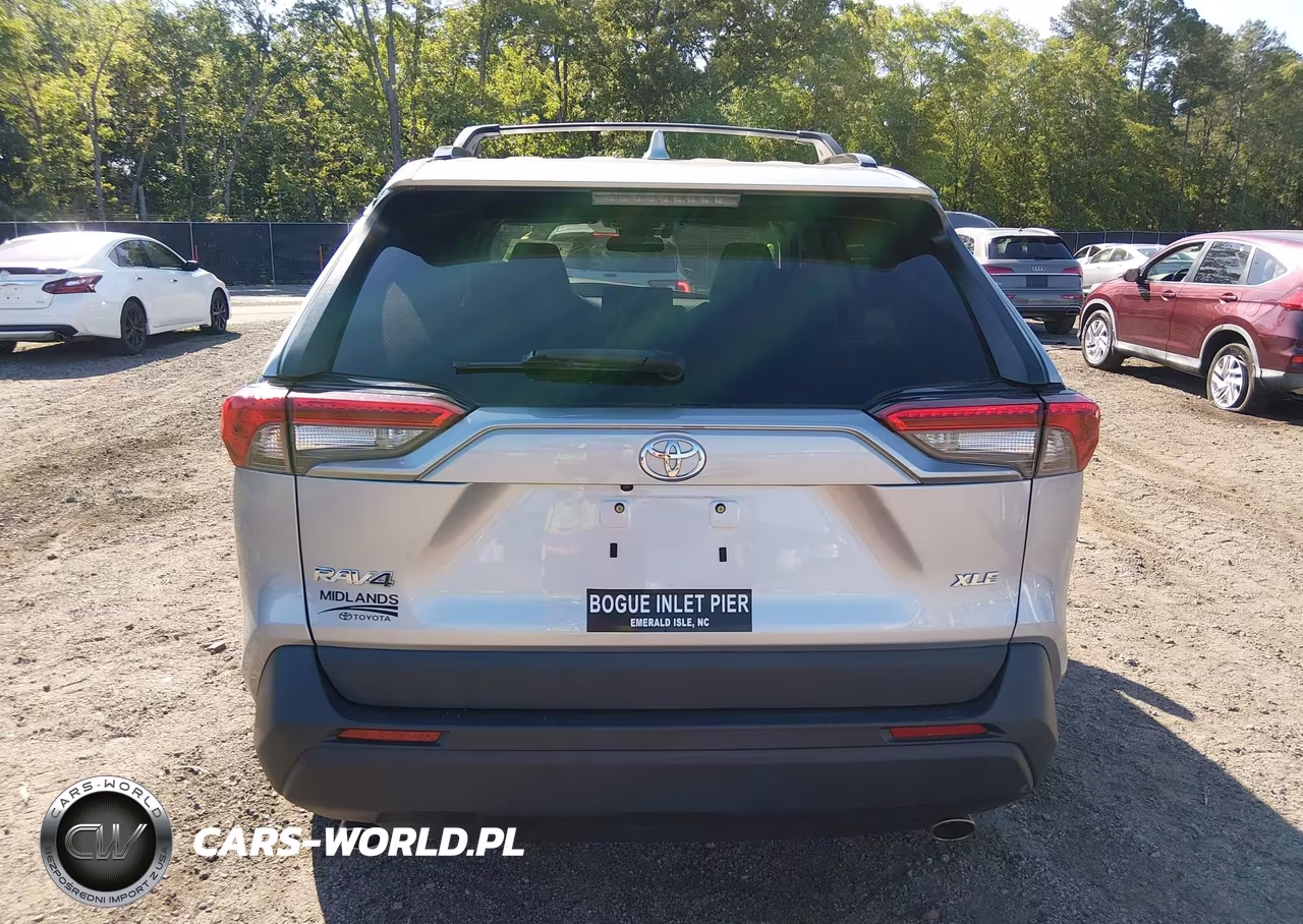 2023 Toyota Rav4 Xle Premium VIN:2T3C1RFV3PC225716 - 17
