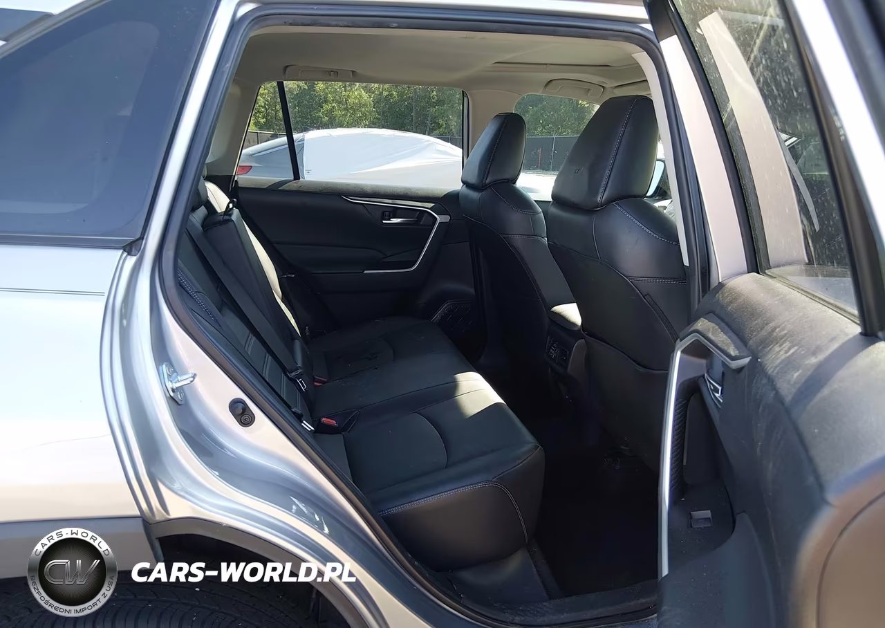 2023 Toyota Rav4 Xle Premium VIN:2T3C1RFV3PC225716 - 8