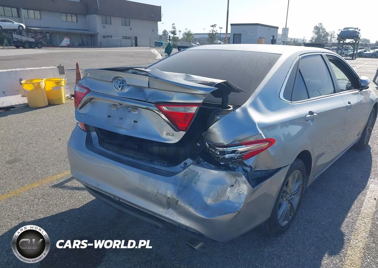 2015 Toyota Camry Se VIN:4T1BF1FK1FU477751 - 6