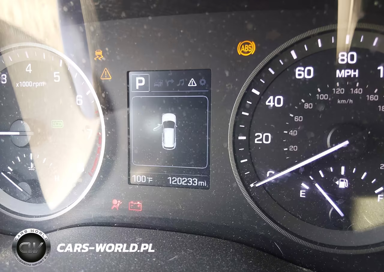 2017 Hyundai Tucson Se Plus VIN:KM8J3CA47HU452980 - 7