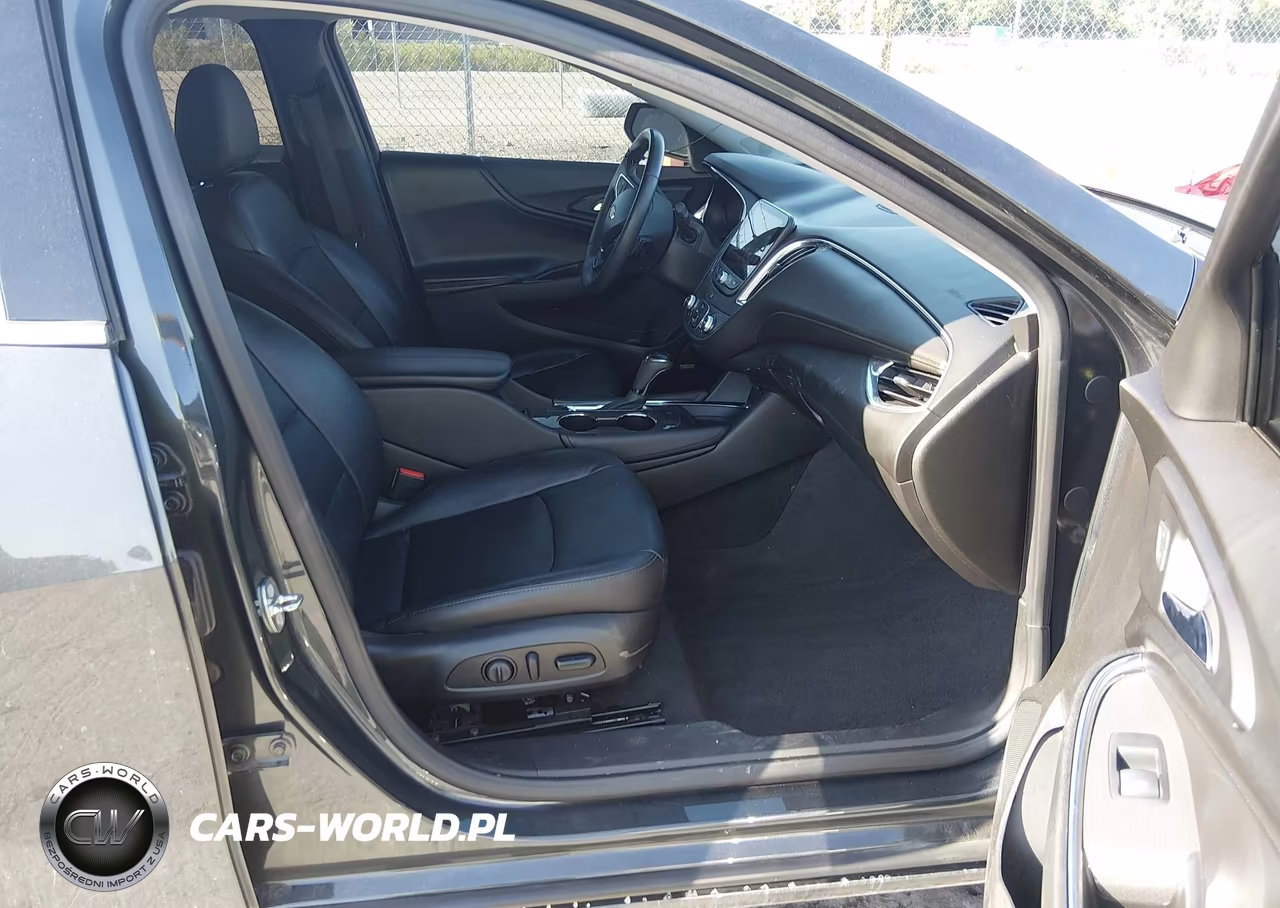 2018 Chevrolet Malibu Lt VIN:1G1ZD5ST9JF111444 - 5