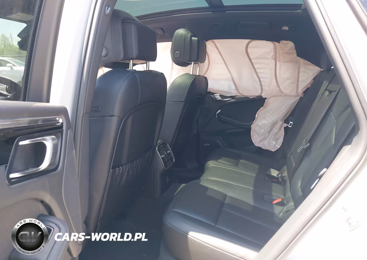 2025 Porsche Macan T VIN:WP1AA2A5XSLB02154 - 8