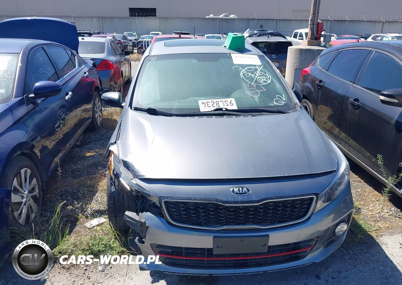 2018 Kia Forte Sx VIN:3KPFN5A31JE231936 - 12