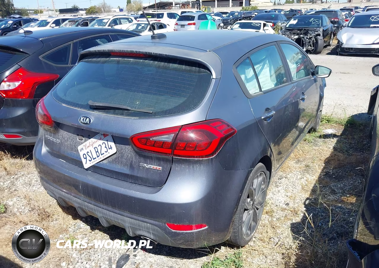 2018 Kia Forte Sx VIN:3KPFN5A31JE231936 - 4