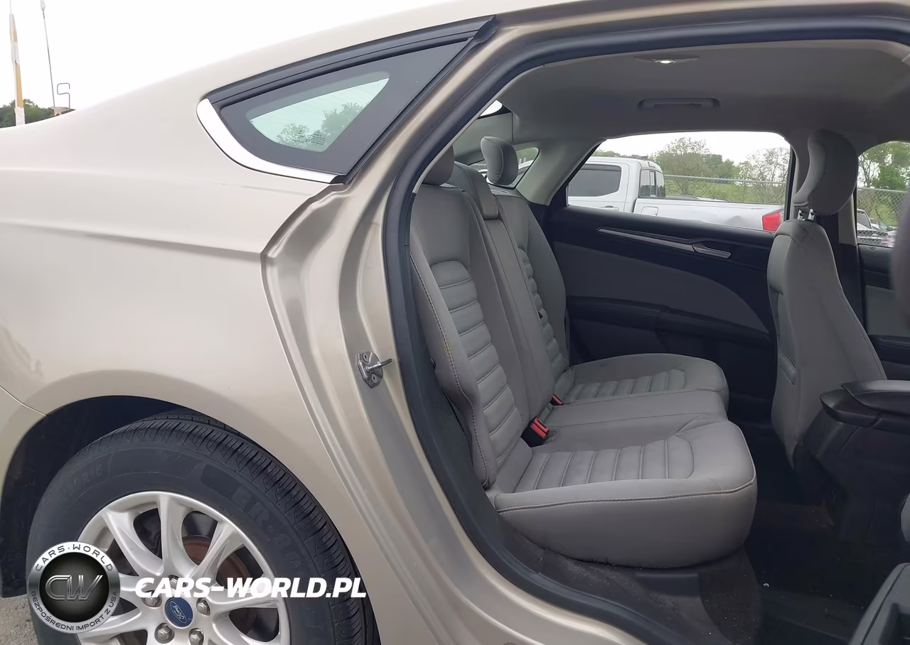 2015 Ford Fusion S VIN:3FA6P0G73FR302342 - 8