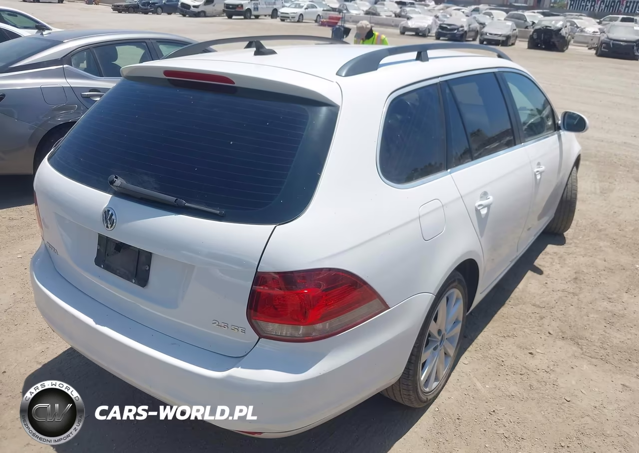 2010 Volkswagen Jetta Se VIN:3VWPZ7AJ4AM662955 - 4