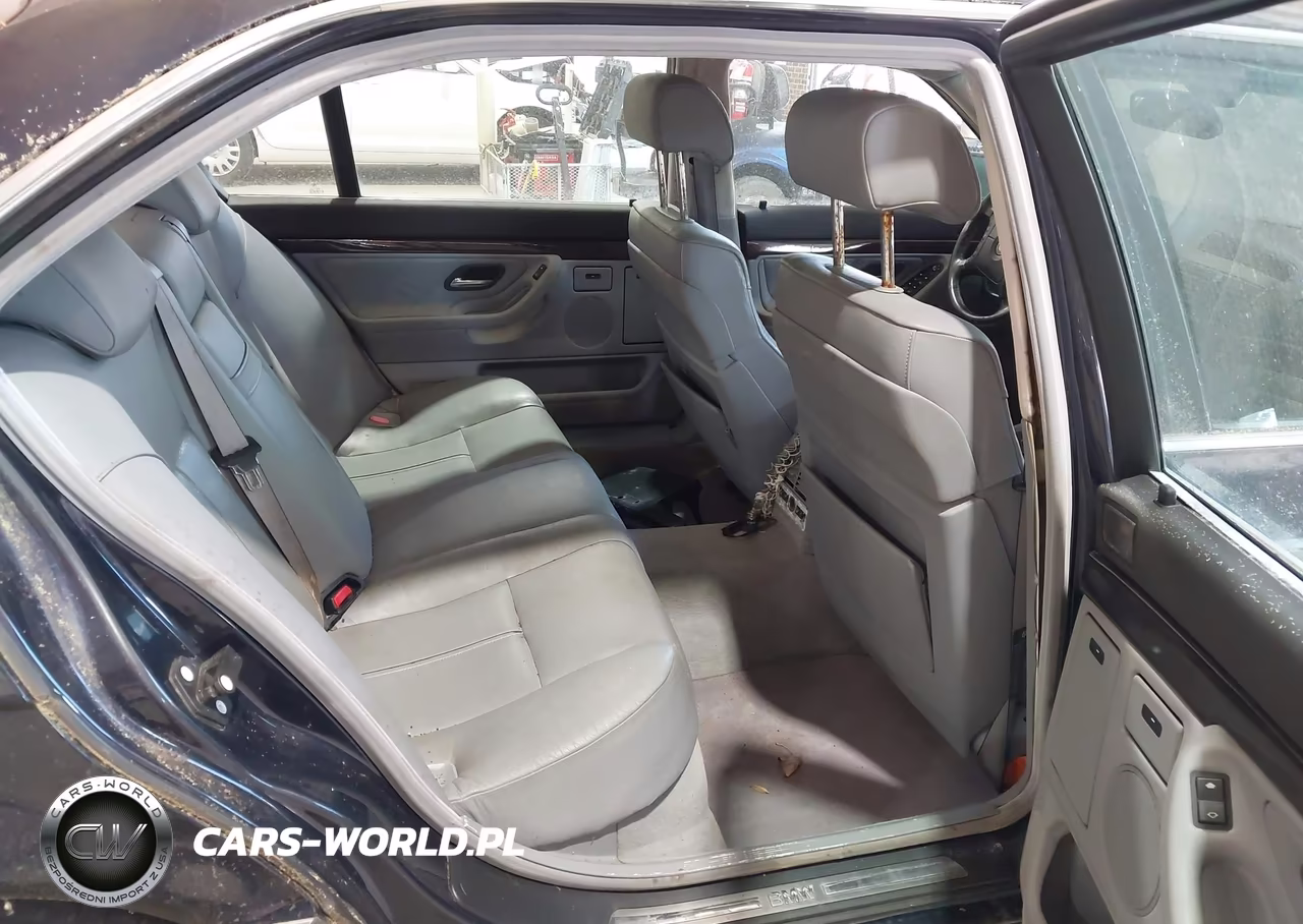 2001 BMW 740Il VIN:WBAGH83421DP31668 - 8