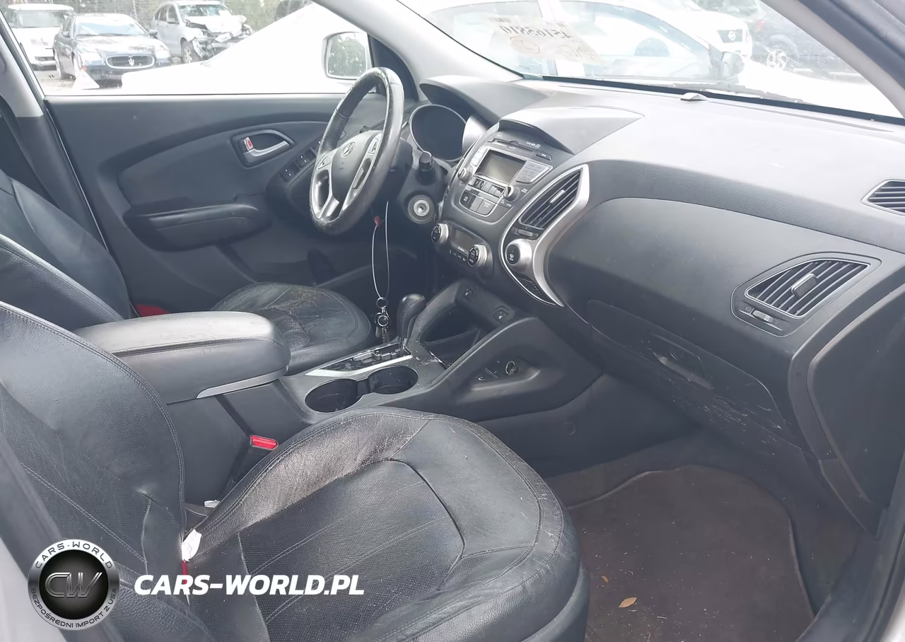 2012 Hyundai Tucson Limited VIN:KM8JU3AC9CU404054 - 5
