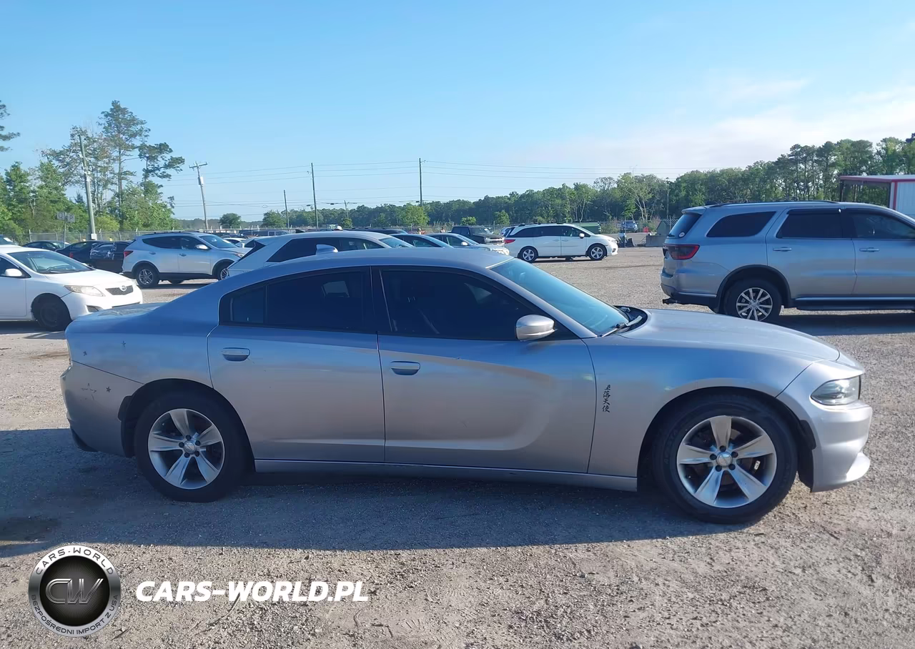2016 Dodge Charger Sxt VIN:2C3CDXHG2GH332771 - 13