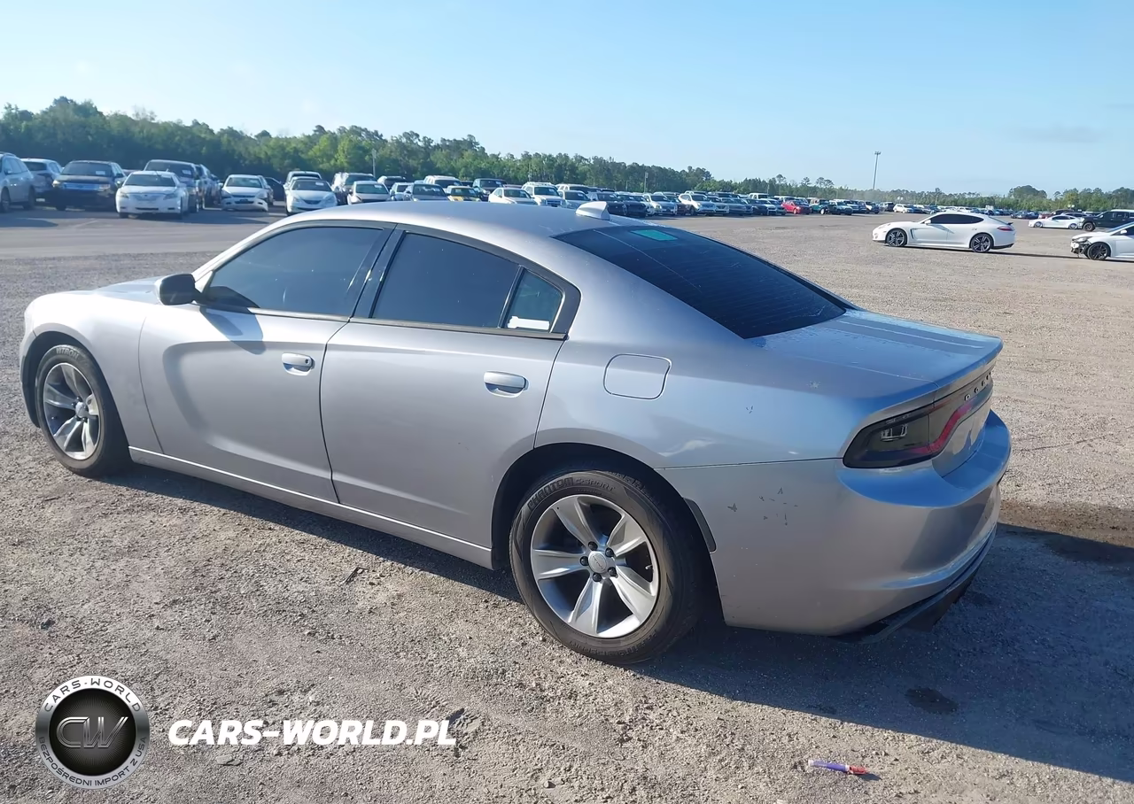 2016 Dodge Charger Sxt VIN:2C3CDXHG2GH332771 - 3