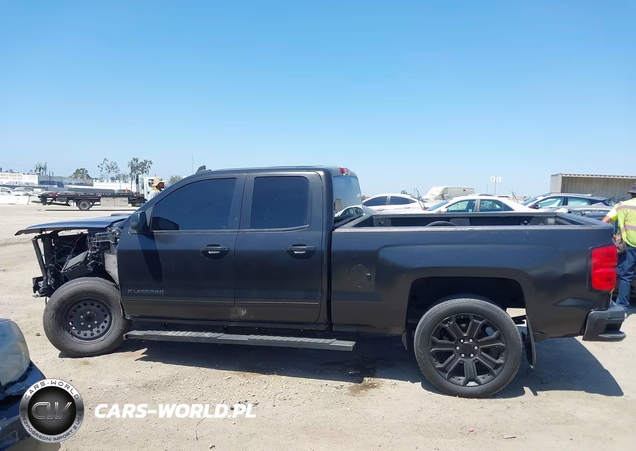 2015 Chevrolet Silverado 1500 1Lt VIN:1GCRCREH0FZ179064 - 15