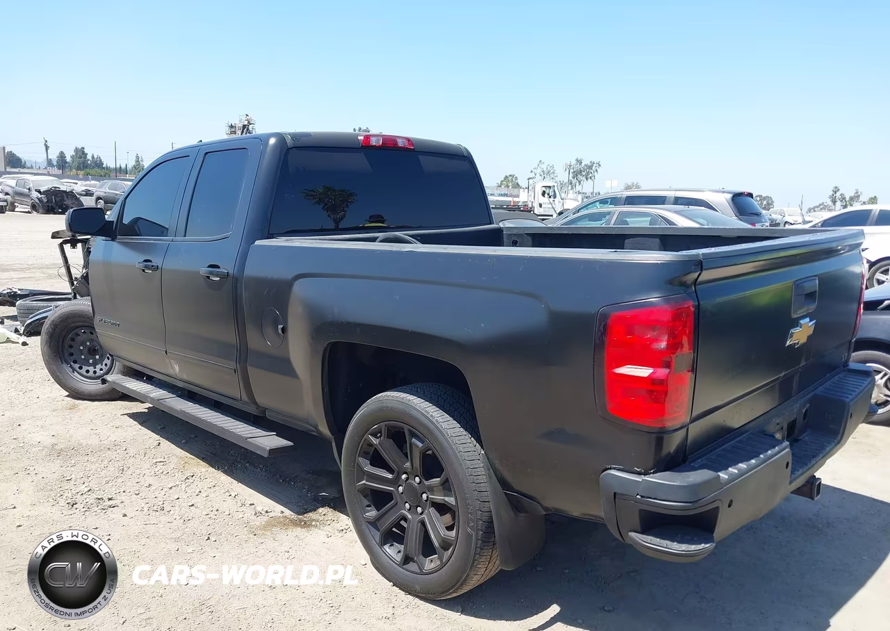 2015 Chevrolet Silverado 1500 1Lt VIN:1GCRCREH0FZ179064 - 3