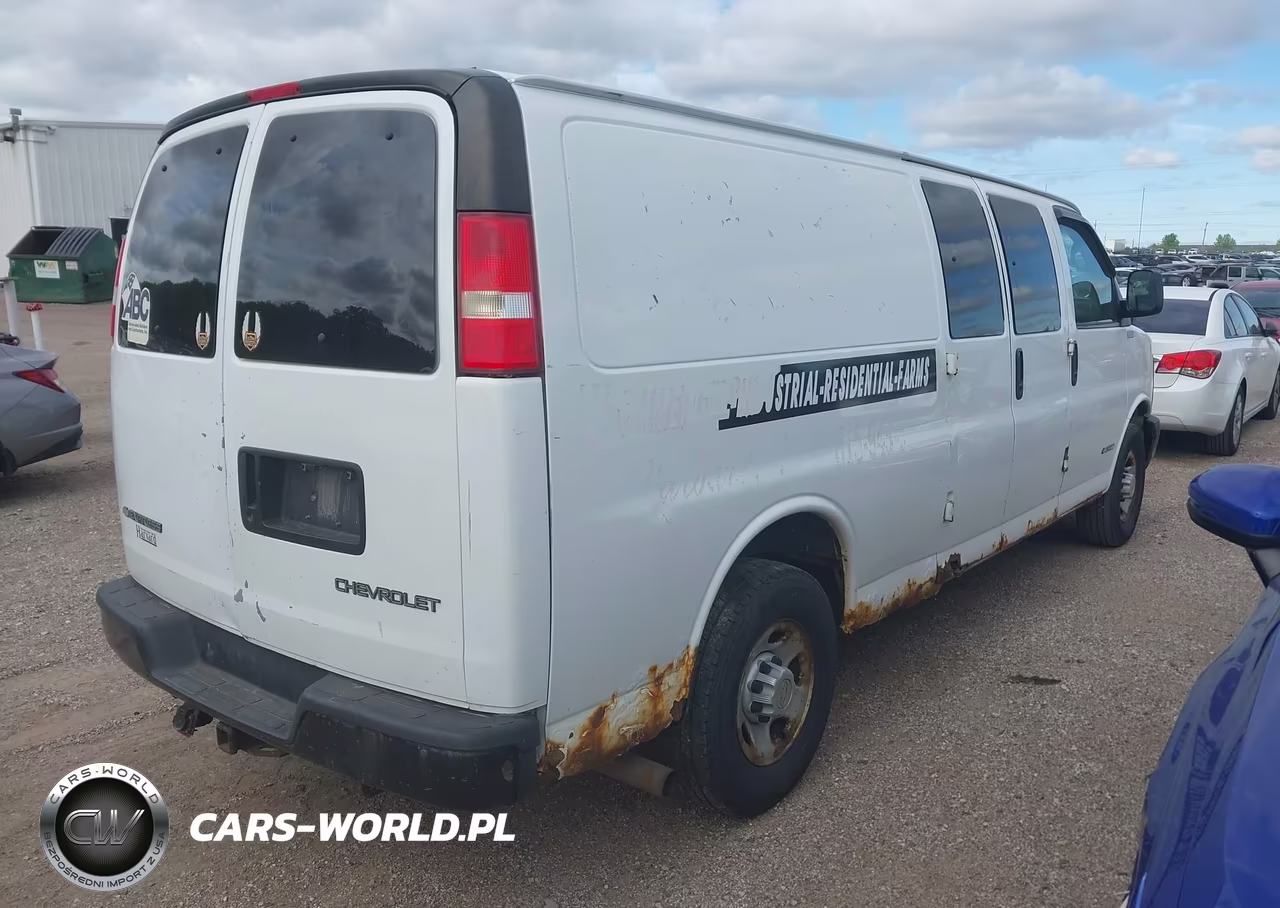 2005 Chevrolet Express VIN:1GCGG29U551263811 - 4